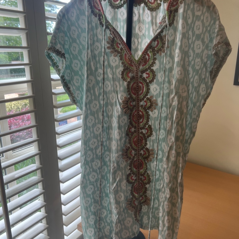 Skemo Medium Boho Tunic Top with shells & embroidery